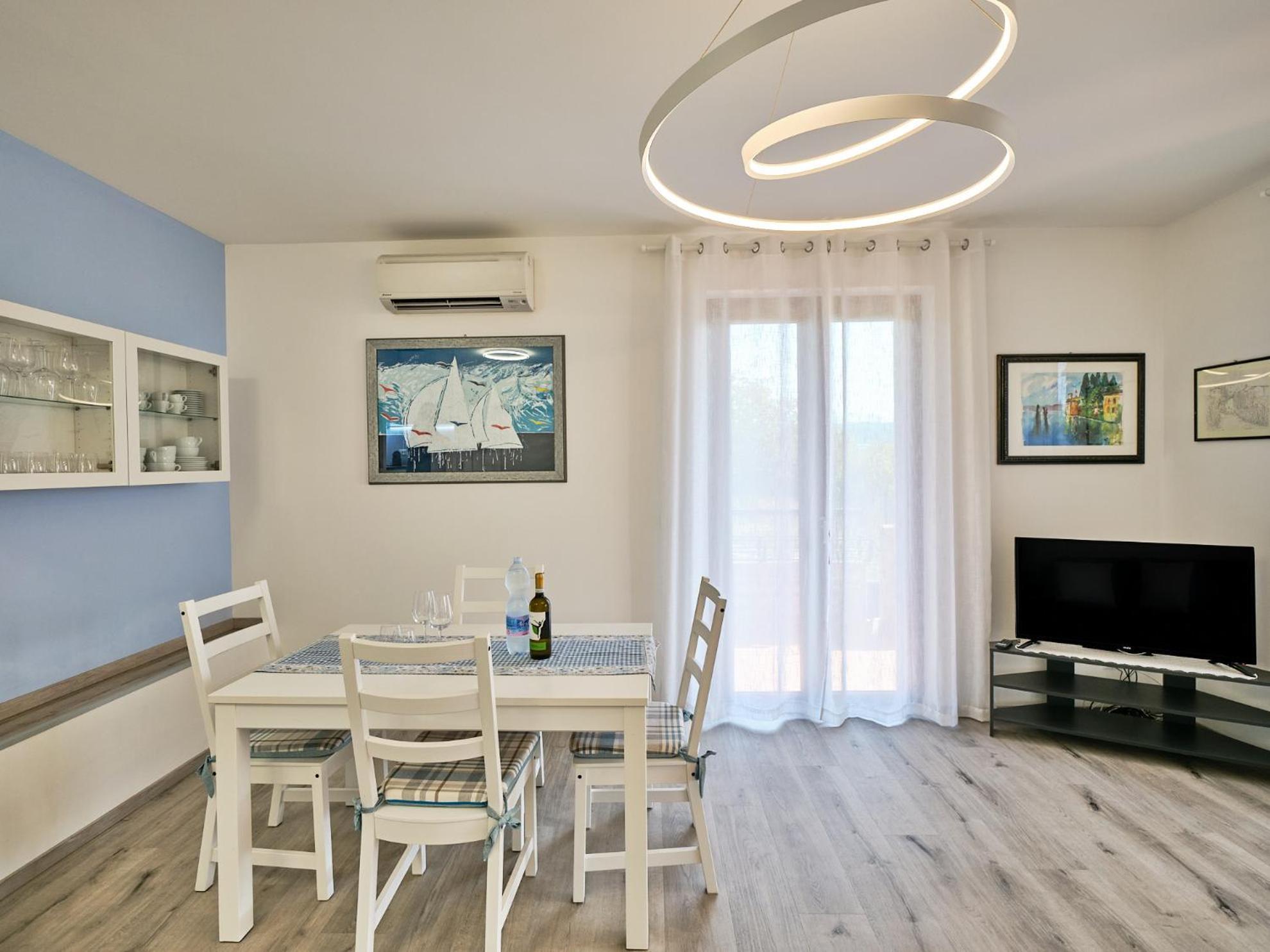Vela Bianca Home Garda Garda  Luaran gambar